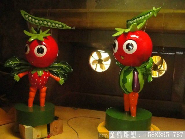 游樂(lè)場(chǎng)卡通雕塑 廠家來(lái)圖定制