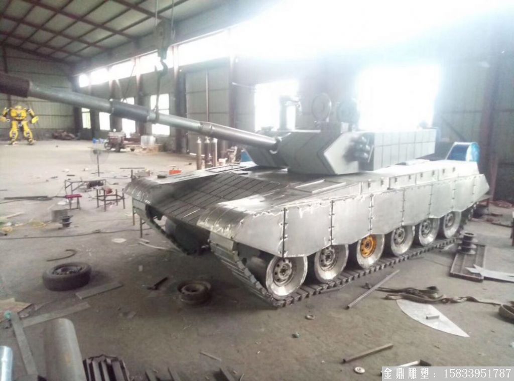 不銹鋼戰(zhàn)車雕塑 廠家定制